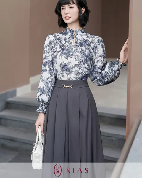 Charm Petals – Áo vải Lụa Pháp – Chân váy vải Blend Ý